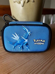 Nintendo DS Lite Pokemon Diamond Version Travel Game Carrying Case ~ Blue - Picture 1 of 7