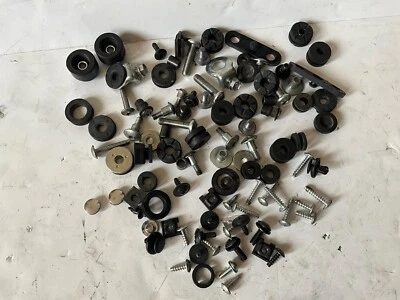 Accesorios de carrocería varios 2016 Suzuki GSX1300R Hayabusa GSX1300 R RA Foto 1 de 4