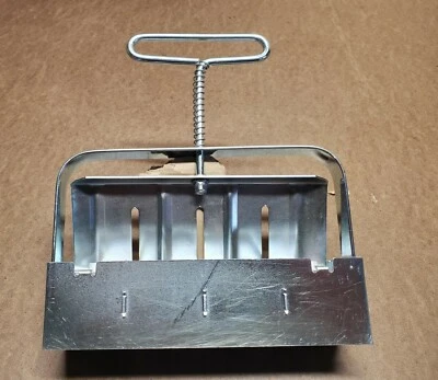 Fabricante de bloques de suelo Ladbrooke "tal cual" - Mini 4.  Revendedor autorizado Foto 1 de 4