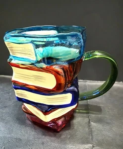 Painted Book Kaffeebecher buntes Glas Bücher Stapel Neuheit Kaffee Tee Tasse 13 Oz - Bild 1 von 15