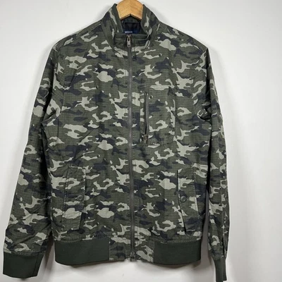 Jaqueta camuflada verde masculina American Rag tamanho M - Imagem 1 de 4