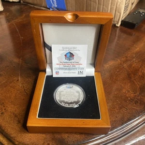 Merlin Olsen Super Bowl Luncheon Highland Mint Commemorative Coin LVIII - Picture 1 of 8