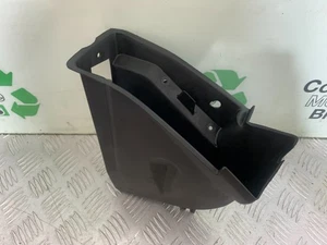 TRIUMPH 1050 SPRINT ST VERKLEIDUNGSTASCHE RECHTS BJ 2004-2007 (CMB1197) - Bild 1 von 4