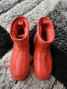 UGG CLASSIC CLEAR MINI LAVA FLOW WATERPROOF SHEEPSKIN ANKLE BOOT SIZE 8 WOMEN - Picture 1 of 5