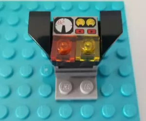 LEGO Minifigure Control Panel TILTS Computer Screen Remote Gauges Space Mission - Picture 1 of 1