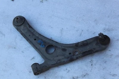 Toyota MR2 SPYDER 2000 LADO DEL CONDUCTOR IZQUIERDO BRAZO DE CONTROL INFERIOR DELANTERO Foto 1 de 4