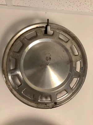 (CANTIDAD 1) 1972 1973 Toyota Corolla Tapacubos Llanta Tapacubos 72 73 13" Foto 1 de 2