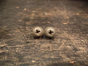 1978 HONDA CB750 CLUTCH SIDE HEATSHIELD HEAT SHIELD HARDWARE - Picture 1 of 3