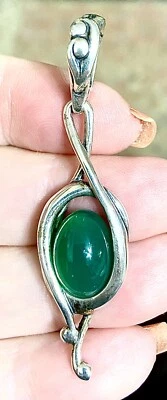 ~💚PINGENTE REALÇADOR DE CALCEDÔNIA VERDE CAROLYN POLLACK~Esterlina 10 GRAMAS - Imagem 1 de 4
