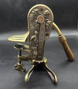 Vintage Rogar Estate Corkscrew Wine Bottle Opener Clamp Table Mount USA - Picture 1 of 13
