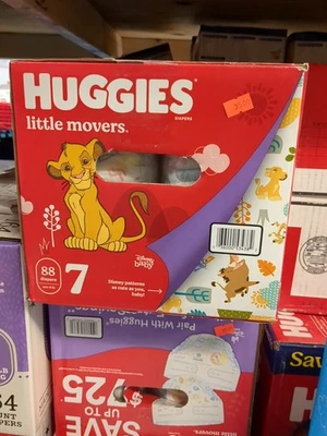 Pañales Huggies Little Movers, tamaño 7 - 88 unidades Foto 1 de 3