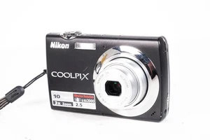 Nikon COOLPIX S220 10MP Compact CCD Digital Camera – Black – Battery & USB Cable - Picture 1 of 5