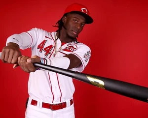 8x10 Photo ELLY DE LA CRUZ Cincinnati Reds Rookie Of The Year - Picture 1 of 1