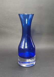 Vintage 5-1/2" Cobalt Blue Bud Flower Vase - Picture 1 of 3