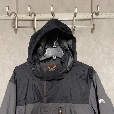 De Colección ACG Nike Abrigo Hombres XXL Gris Capa Exterior 3 Calce Tormenta Cremallera Chaqueta Invierno Capucha Foto 1 de 4