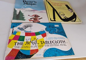 T-25 Three Short and Funny Books for Children focusing on Grade School Reading - Picture 1 of 2