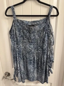 Cocomo Damen Übergröße 2X blau/weiß Cold Shoulder Top - Bild 1 von 6