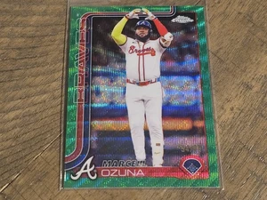 2025 Topps cromo #250 Marcell Ozuna refractor de onda verde SP #/99 casi nuevo - Imagen 1 de 3