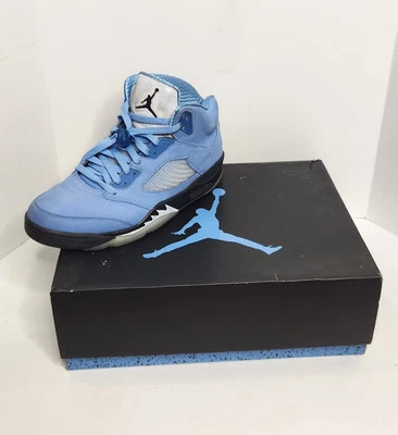 Size 10.5 - Jordan 5 Retro SE Mid UNC Pre-Owned W/ Box DV1310-401 - Image 1 of 4