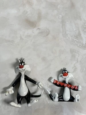 Lote Mixto Figuras Looney Tunes De Colección Figuras PVC Silvestre Be Mine San Valentín ☼ Foto 1 de 4