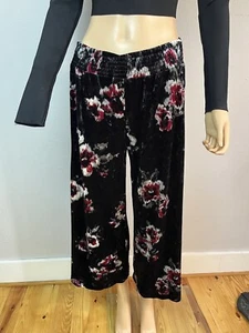 Indigo Rein Black Red Velvet Floral Palazzo Pants Elastic Waist WIDE LEG - Picture 1 of 4