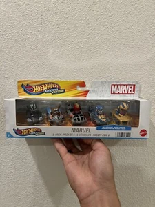 hot wheels racer verse Marvel 5 Stück - Bild 1 von 3