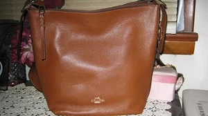 Coach Leder Val Reisetasche C2818 & Dbl. Geldbörse mit Reißverschluss Redwood Neu mit Etikett M-630 - Bild 1 von 22