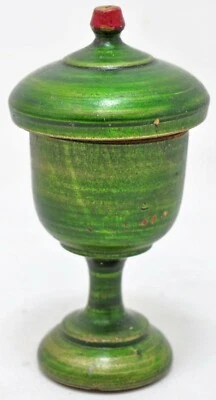 老式木制小号 Kum Kum 粉质 Tika 盒原装手工雕刻漆 — 第 1/4 张图片