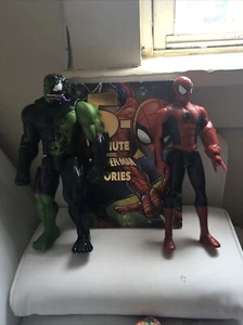 Lot Of 3 Marvel ,Hulk , Spider Man  And Book 5minute Spider Man Stories - Picture 1 of 6