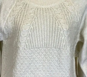 St John's Bay Womens Size XXL Crew Neck Knit Sweater Ivory Metallic - Picture 1 of 6