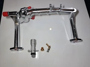 Mangueras de agua refrigerante genuinas Jaguar Land Rover 3.0L V6 5.0 V8 supercargado - Imagen 1 de 8