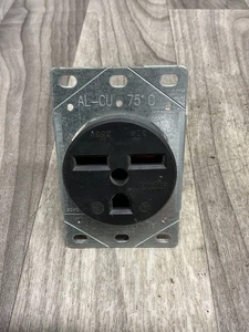 Pass & Seymour Receptacle 30A 250V 3P AL/CU #4022PT193SI - Picture 1 of 3
