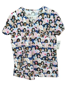 I love Scrubs Top Size Small Face Mask Print Healthcare Heros Colorful Artsy NEW - Picture 1 of 10