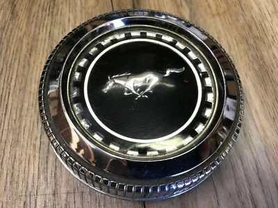 Ford Mustang 1969 1970 OEM usado tapa de combustible de gasolina estándar Foto 1 de 4