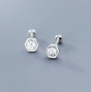 925 Sterling Silver 5mm Hexagon CZ Screw Back Stud Earrings for Men Women A1972 - Picture 1 of 3