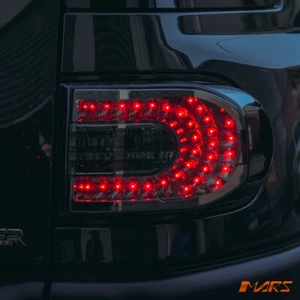 Full Smoked LED Tail Lights for TOYOTA FJ-CRUISER Taillight 2011-2016 - Afbeelding 1 van 10