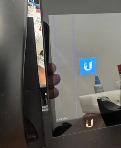 ¡Leer por favor! Smartphone de escritorio versátil Ubiquiti UTP-Touch - Imagen 1 de 1