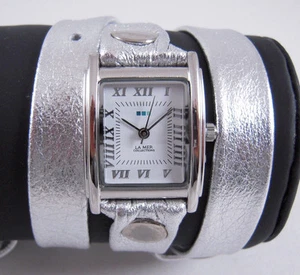 LA MER Watch Simple Metallic Silver Wrap Silver Square White Dial - Picture 1 of 1