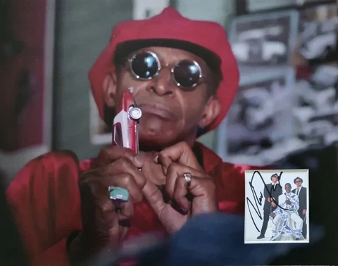 ANTONIO FARGAS Signed 14x11 Photo Display Huggy Bear In STARSKY AND HUTCH COA Cover