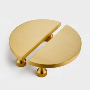 Armadio moderno piccolo ottone spazzolato oro mezzaluna porta armadio maniglie - Foto 1 di 9