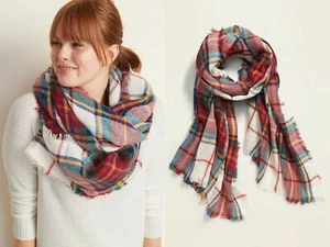 NUEVO CON ETIQUETAS Antigua Manta de Franela Larga Azul Marino Bufanda Mantón Envolvente Tartán Pashmina Blanco Cuadros - Imagen 1 de 4