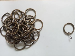 34 Metal Curtain Rings 36mm / 43mm - Picture 1 of 3