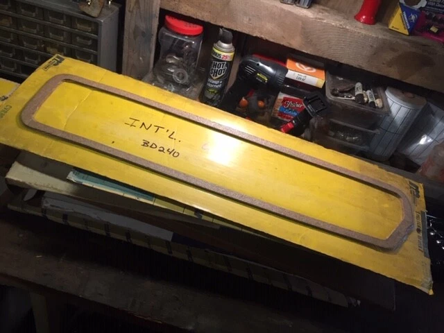 COSECHADORA INTERNACIONAL BD 240 NOS 1970 JUNTA TAPA VÁLVULA CORCHO SCOUT II NOS Foto 1 de 1