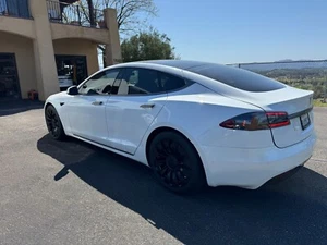 2021 Tesla Model S - Picture 1 of 11