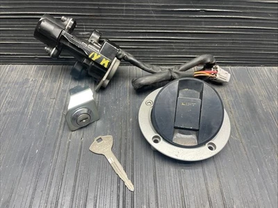 Juego de bloqueo Suzuki GSXR750 2023, encendido, tapa de gasolina bloqueo de asiento OEM #102425 Foto 1 de 4
