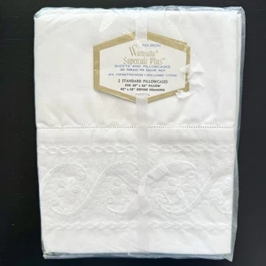 2 fundas de almohada estándar vintage Wamsutta Supercale blancas florales bordadas NUEVAS - Imagen 1 de 3