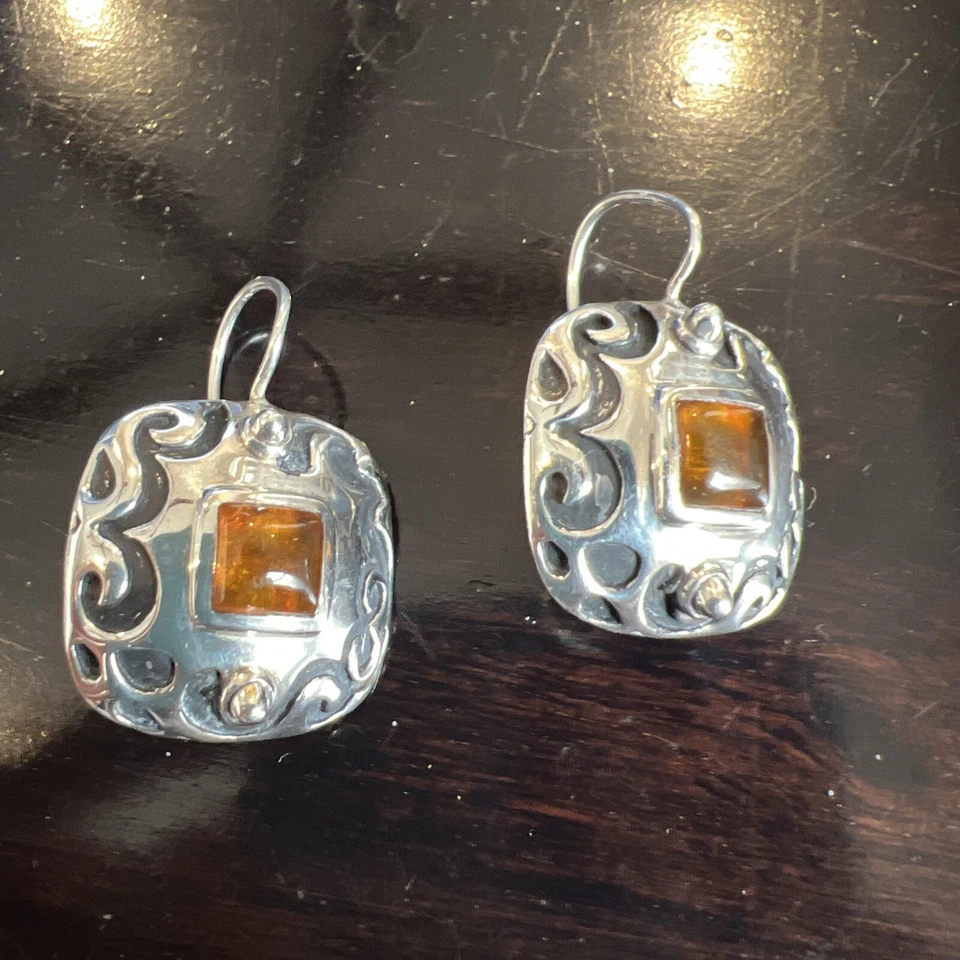 Pendientes de plata de ley Silpada W0911 ámbar grabado cuadrado alambre de bloqueo Foto 1 de 3