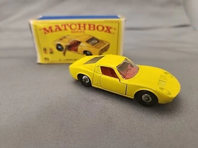 Matchbox LESNEY LAMBORGHINI MIURA P400 Номер  33 и ОРИГИНАЛЬНАЯ КОРОБКА ПОЧТИ КАК НОВАЯ WOW  - Изображение 1 из 4