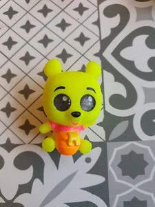 Disney Doorables Neon - Winnie The Pooh - Pooh Bear - Picture 1 of 3