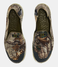 under armour spike camp shoes